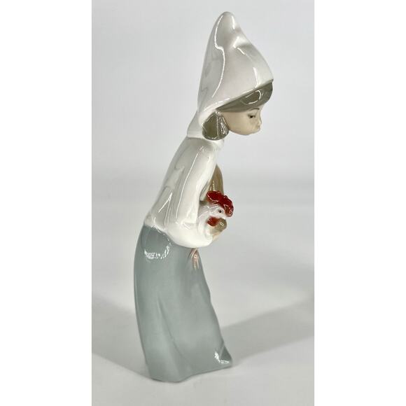 Lladro Figurines "Angel Praying" #4538 & “Girl Holding Rooster” #4677 No Box - Picture 8 of 14